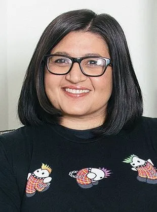 Nahnatchka Khan - Roteirista, Produtor Executivo, Diretora, 17 de junho de 1973