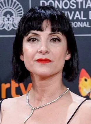Najwa Nimri - Atriz, Autor dos créditos musicais, 14 de fevereiro de 1972