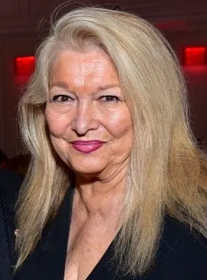 Nancy Kovack - Atriz, 11 de março de 1935