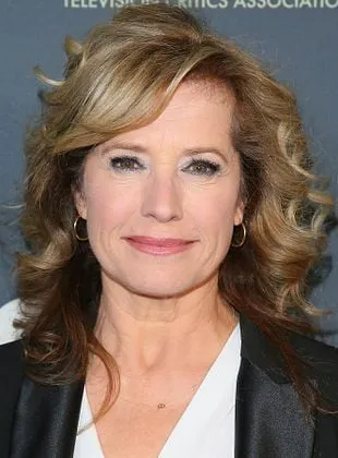 Nancy Travis - Atriz, 21 de setembro de 1961