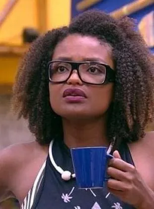 Nayara Helena de Deus Alves - 25 de julho de 1984