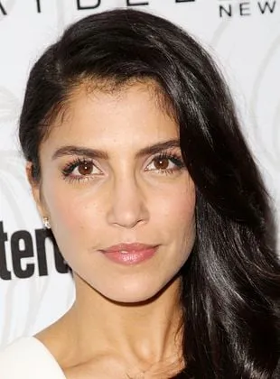 Nazneen Contractor - Atriz, 26 de agosto de 1982