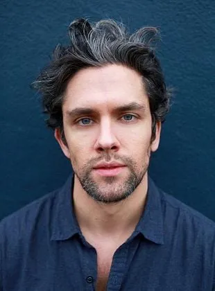 Neal Bledsoe - Ator, 26 de março de 1981