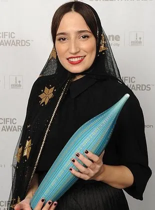 Negar Javaherian - 12 de janeiro de 1983