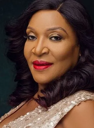 Ngozi Nwosu - 1 de agosto de 1963