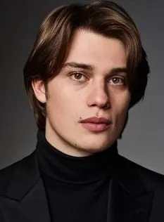 Nicholas Galitzine - Ator, 29 de setembro de 1994