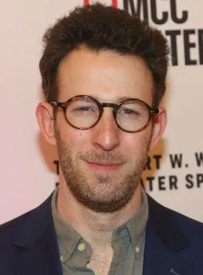 Nick Blaemire - Ator, 1 de julho de 1984