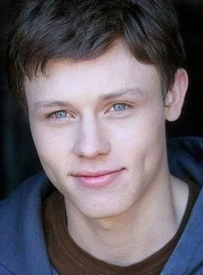 Nick Eversman - Ator, 15 de fevereiro de 1986