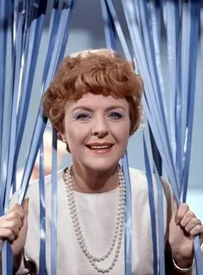 Noele Gordon - 25 de dezembro de 1919, 4 de abril de 1985