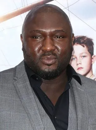 Nonso Anozie - Ator, 17 de novembro de 1979