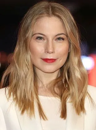 Nora von Waldstätten - Atriz, 1 de dezembro de 1981