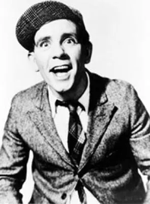 Norman Wisdom - 4 de fevereiro de 1915, 4 de outubro de 2010