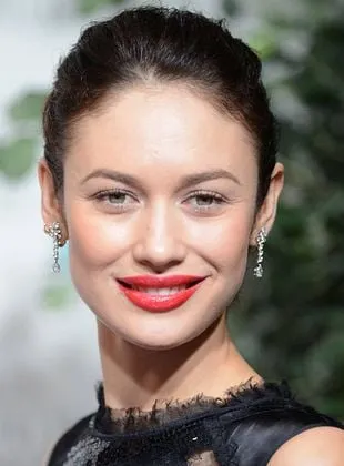 Olga Kurylenko - Atriz, Produtor de set, 14 de novembro de 1979