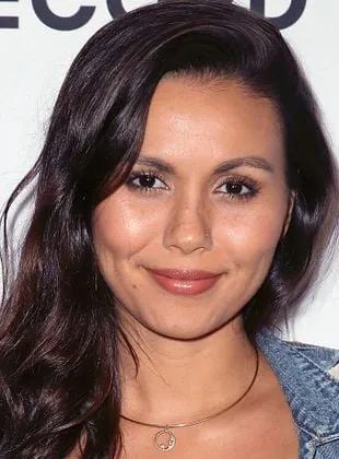 Olivia Olson - Atriz, 21 de maio de 1992