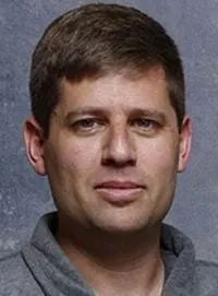 Oren Peli - Produtor, Roteirista, Diretor, 21 de janeiro de 1970