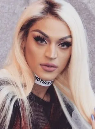 Pabllo Vittar - 1 de novembro de 1994