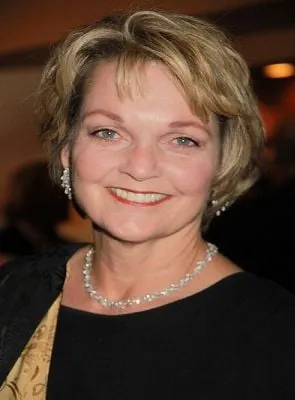 Pamela Reed - Atriz, 2 de abril de 1949