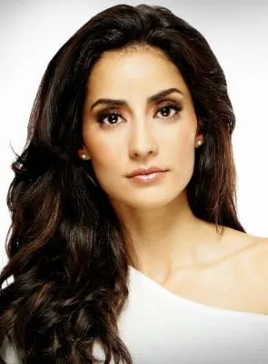 Paola Núñez - Atriz, 8 de abril de 1978