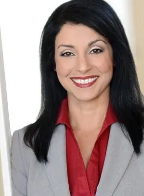 Parisa Johnston - Atriz, 14 de setembro de 1968