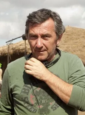 Pascal Chaumeil - Diretor, Diretor de segunda unidade, Roteirista, 9 de fevereiro de 1961, 27 de agosto de 2015