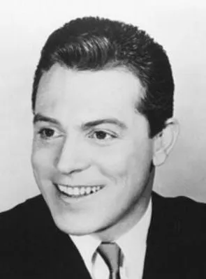 Paul Burke - Ator, Dublê, 21 de julho de 1926, 13 de setembro de 2009