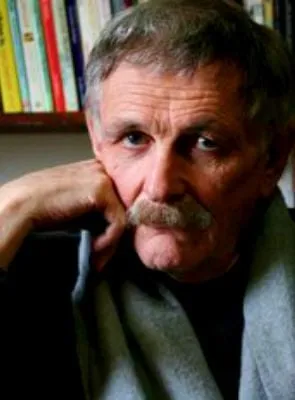 Paul Cox - Diretor, Roteirista, Produtor, 16 de abril de 1940, 18 de junho de 2016