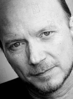 Paul Haggis - Roteirista, Diretor, Produtor, 10 de março de 1953