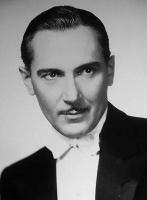 Paul Lukas - Ator, 26 de maio de 1894, 15 de agosto de 1971