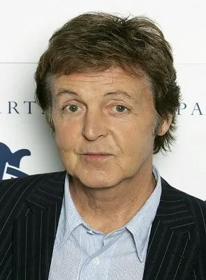 Paul McCartney - Ator, Compositor, Compositor da música-tema, 18 de junho de 1942