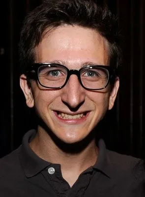 Paul Rust - Ator, Roteirista, Coprodutor, 12 de abril de 1981