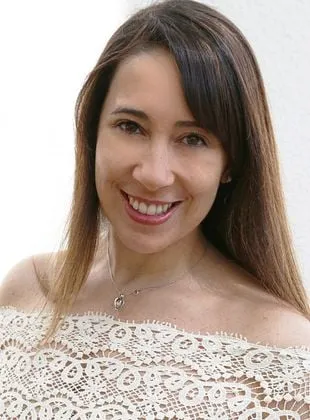 Paula Pimenta - 2 de junho de 1975