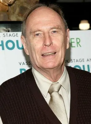 Paxton Whitehead - Ator, 17 de outubro de 1937, 16 de junho de 2023