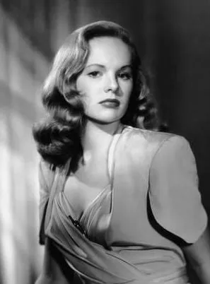 Peggy Cummins - 18 de dezembro de 1925, 29 de dezembro de 2017