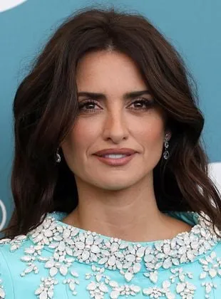 Penélope Cruz - Atriz, Produtora, Coprodutor, 28 de abril de 1974