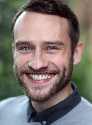 Peter Ash - Ator, 4 de fevereiro de 1985