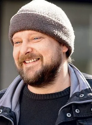 Peter Musevski - 12 de junho de 1965, 18 de março de 2020