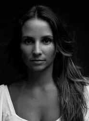 Petra Costa - Atriz, Diretora, Roteirista, 8 de julho de 1983