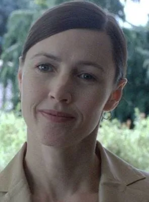 Petronella Barker - 29 de outubro de 1965