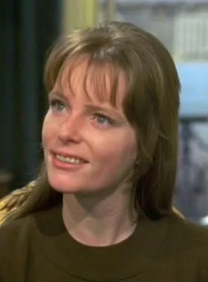 Prunella Ransome - 18 de janeiro de 1943, 10 de março de 2002