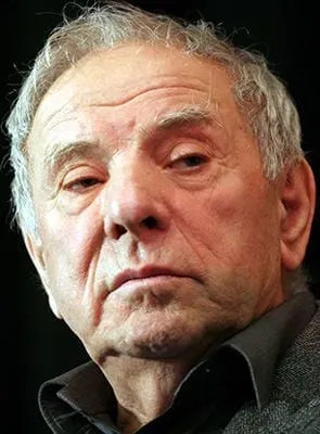 Pyotr Todorovsky - 26 de agosto de 1925, 24 de maio de 2013