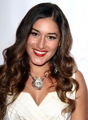 Q'Orianka Kilcher - Atriz, Produtora, 11 de fevereiro de 1990