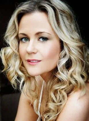 Rachael Carpani - Atriz, 24 de agosto de 1980