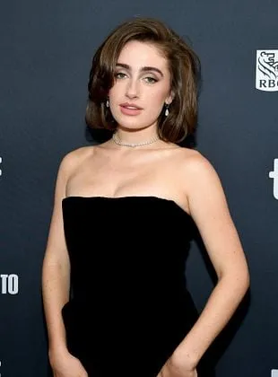 Rachel Sennott - Atriz, Produtor Executivo, Roteirista, 19 de setembro de 1995