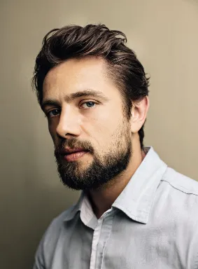 Rafael Cardoso - Ator, Supervisor de design de som, Roteirista, 17 de novembro de 1985