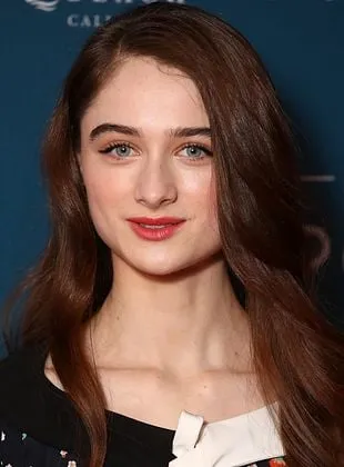Raffey Cassidy - Atriz, 12 de novembro de 2001