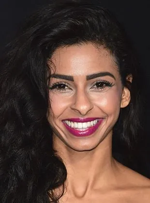 Rana Roy - Atriz, 1 de outubro de 1986