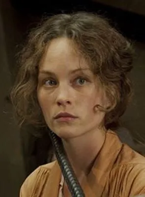 Raphaëlle Agogué - 27 de dezembro de 1981