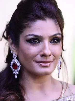 Raveena Tandon - 26 de outubro de 1974