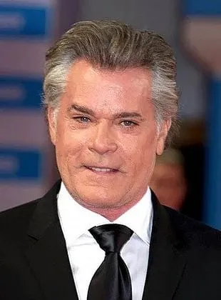 Ray Liotta - Ator, Coprodutor, Produtor Executivo, 18 de dezembro de 1954, 26 de maio de 2022