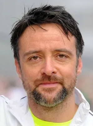 Richard Harrington - Ator, 12 de março de 1975